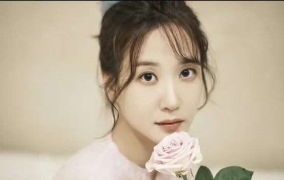 Park Eun Bin Rayakan 30 Tahun Debut lewat Album