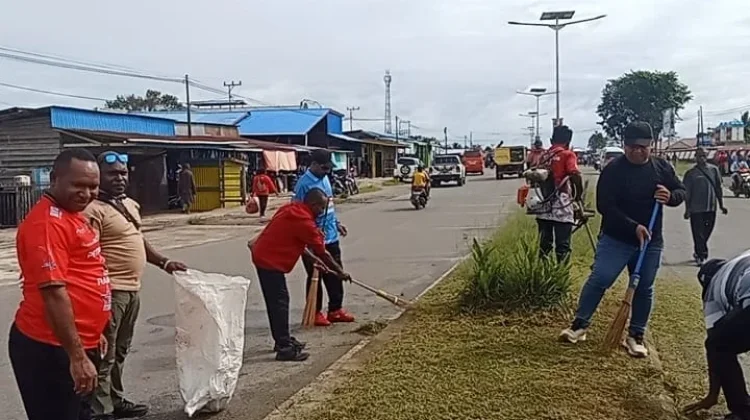 ASN Pemkab Boven dan TNI/Polri Bersih Lingkungan Dukung Program ASRI