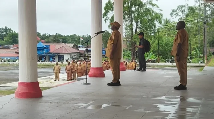 Bupati Roni Pastikan Pelantikan Pejabat Boven Digoel tanpa Masalah