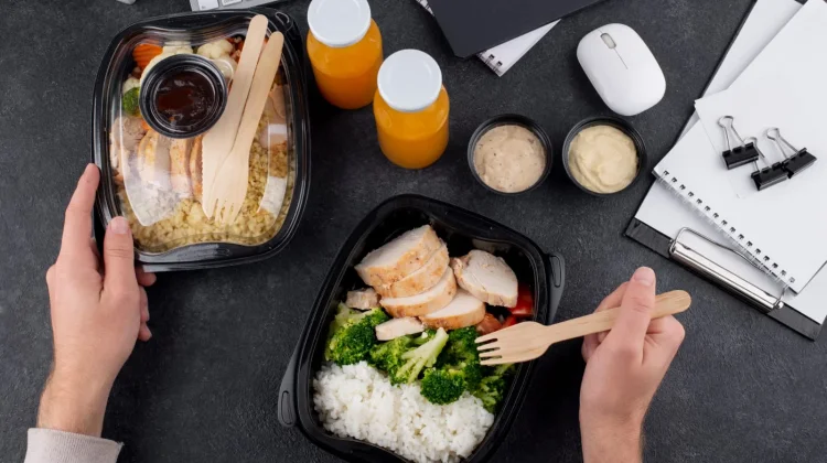 Bekal Makan dari Rumah sebagai Gaya Hidup Hemat