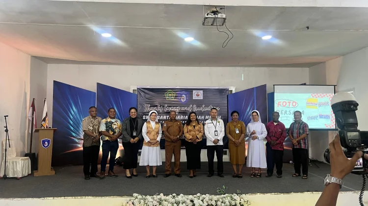 Siswa Kelas XII SMAK St. Maria Tanah Merah Diapresiasi  Menyelesaikan Pendidikan