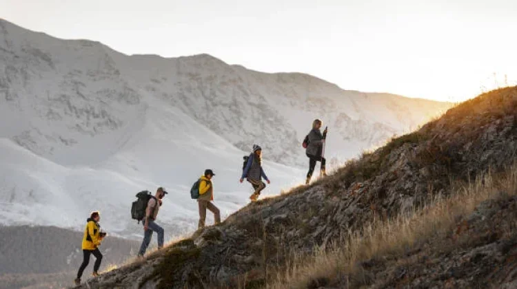 Enam Kesalahan Pemula saat Hiking yang Bisa Membahayakan Pendakian