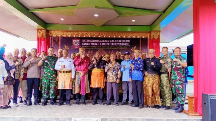 Gubernur Papua Selatan Ajak Masyarakat Teladani Air: Adaptif dan Bersatu