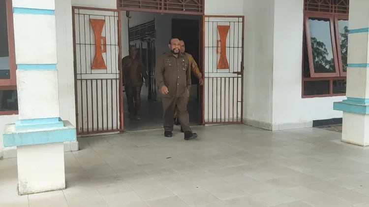 Sekda Boven Digoel Minta OPD Evaluasi Tenaga Honorer