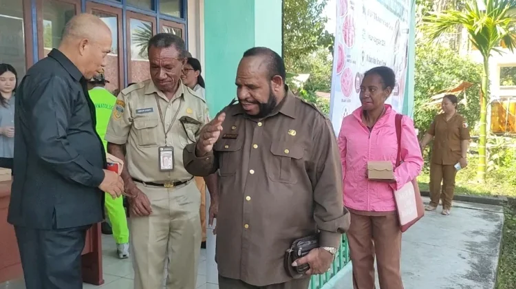 Sekda Apresiasi Dedikasi Nakes Boven Digoel Berikan Pelayanan hingga Distrik