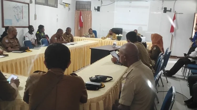 Bupati Roni Omba Minta Penataan Nakes Berbasis Kebutuhan