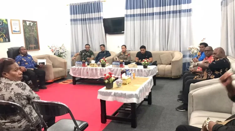 Pemkab Boven Digoel Bahas Rencana Pembangunan Program Sekolah Rakyat