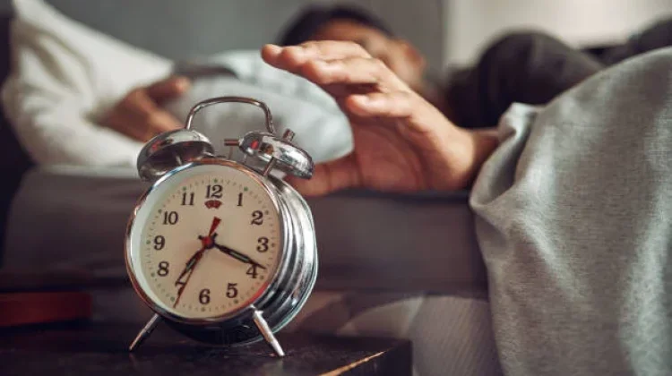 Mengapa Kita Bisa Terbangun sebelum Alarm Berbunyi?