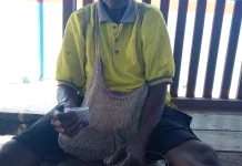 Kreasi Anting Genemo Lestarikan Budaya