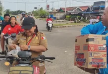 GOW Boven Digoel Berbagi Takjil, Pererat Kebersamaan Ramadan