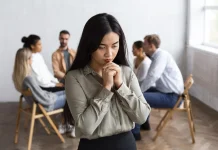 Tips Memulai Pembicaraan bagi Pribadi yang Introvert