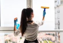 Tips Membersihkan Jendela Rumah agar Kinclong dan Bebas Noda
