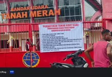 Bandara Udara Tanah Merah dipalang Lima Marga Pemilik Tanah Adat