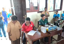 Pemeriksaan Kesehatan Gratis Bantu SMP YPK Sion Lengkapi Data Kesehatan Siswa