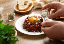 Mengapa Kita Bisa Merasa Haus setelah Makan Asin?