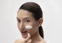 Penggunaan Ice Roller sebagai Face Lift Alami