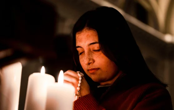 Belajar Diam Bersama Tuhan di Masa Pra-Paskah