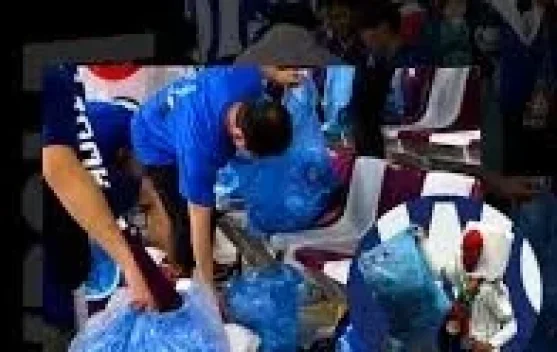 Tradisi Kantong Plastik Biru Suporter Jepang Jadi sorotan di Piala Dunia 2026