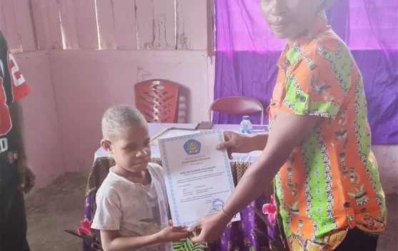 Leonora Gonesan Wujudkan PAUD Swadaya bagi Anak-anak Langgoan