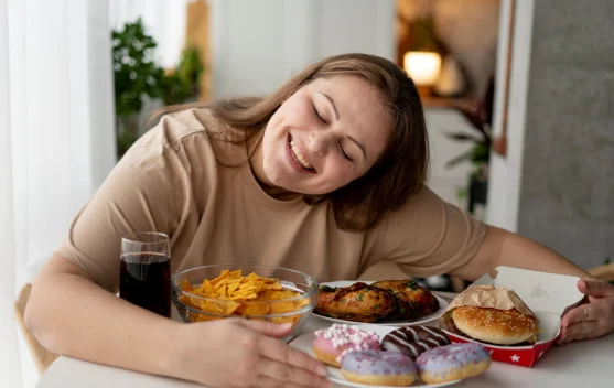 Benarkah Makan Perlahan Membuat Perut Lebih Nyaman?