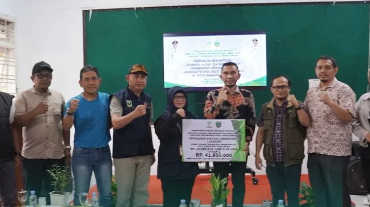 Kemensos Salurkan Bantuan Jadup ke 93 Penyintas