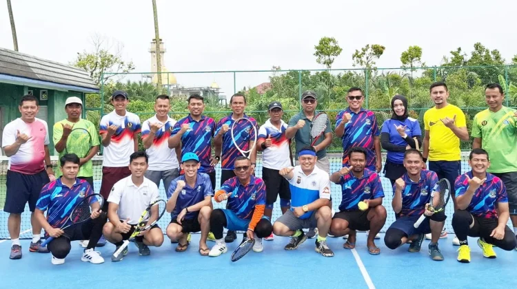 Dian Anjasmara Raih Juara Tenis Eksekutif Gelaran Dragon TC Seri I