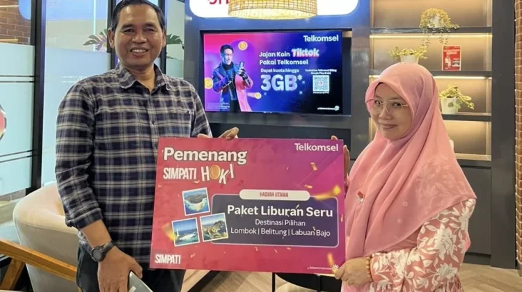 Telkomsel Beri Hadiah Paket Liburan Labuan Bajo untuk Pelanggan Padang