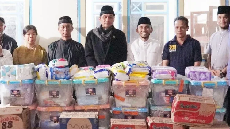 Pemko Padang Panjang Salurkan Bantuan untuk Korban Kebakaran