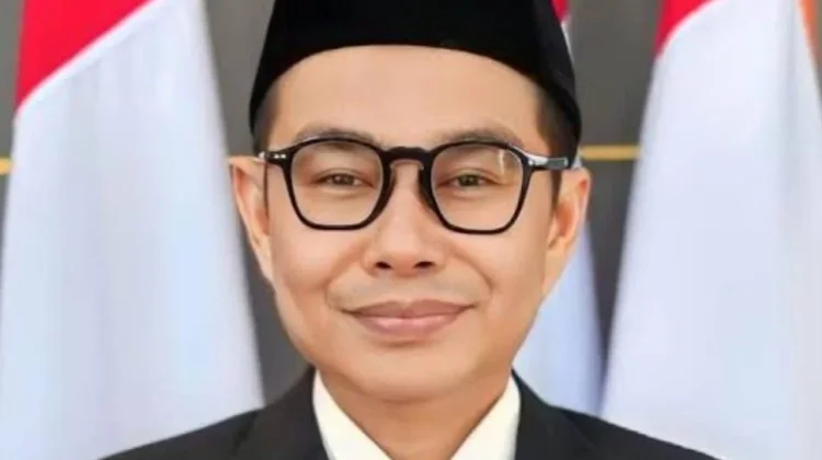 Berjiwa Besar, Musfi Yendra Mundur dari Jabatan Ketua Komisi Informasi Sumbar