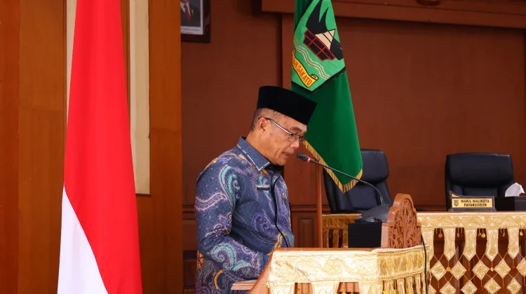 Pemerintah Kota Payakumbuh Sampaikan Jawaban Terkait Empat Ranperda