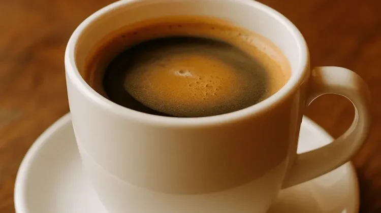 Americano, "Simbol Kesederhanaan dalam Secangkir Kopi"