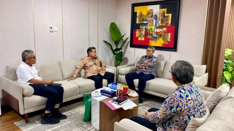 Mengadu ke Pusat, Agam Percepat Pemulihan Infrastruktur Pascabencana