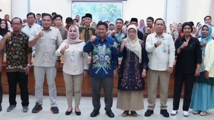 Sekda Rismal Hadi Buka Penguatan Kapasitas HAM Komunitas di Bukittinggi
