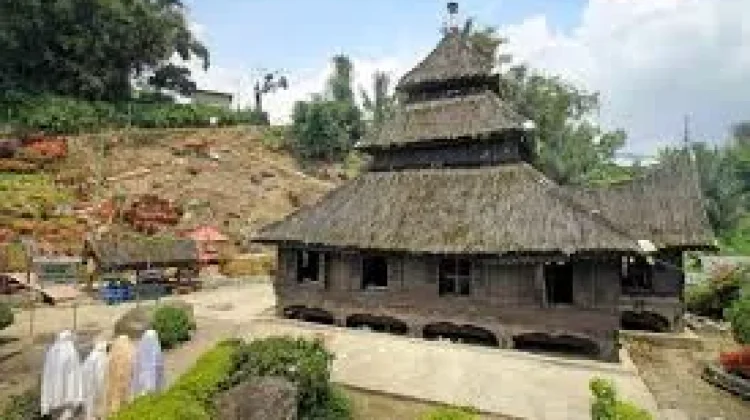 Mesjid Tertua di Sumbar