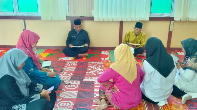 Tadarus Al-Qur'an: Tingkatkan Kualitas Diri dan Bacaan ASN