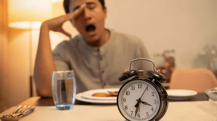 Menunggu Waktu Berbuka Puasa di Bulan Ramadan
