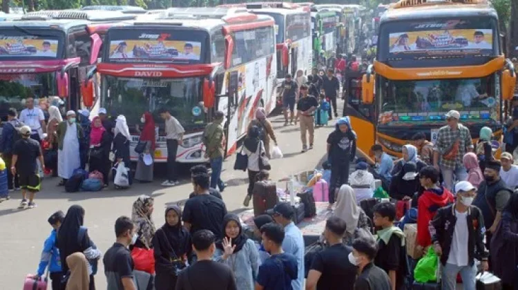Pulang Basamo, Tradisi Perantau Minangkabau