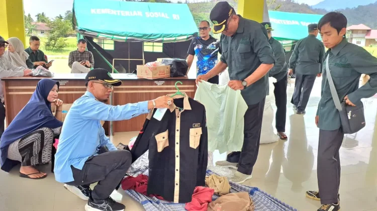 Camat Harau Puji Bazar BarBeKu Kemenag Kab 50 Kota, Bantu Masyarakat Membutuhkan