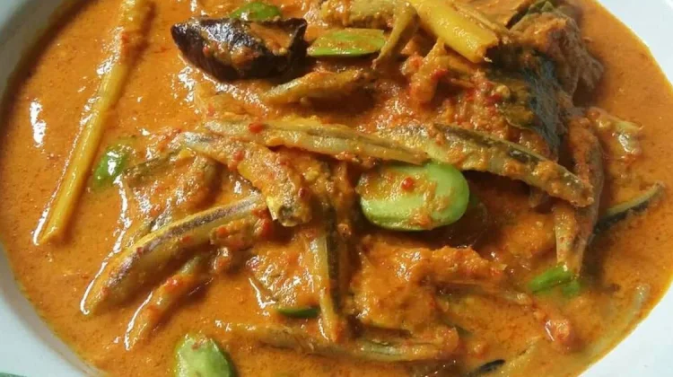 Rahasia Lezatnya Sambal Lado Tanak Khas Minangkabau