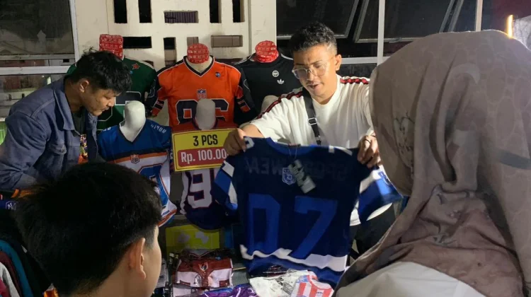 H-5 Lebaran, Aktivitas Belanja di Pasar Pusat Meningkat