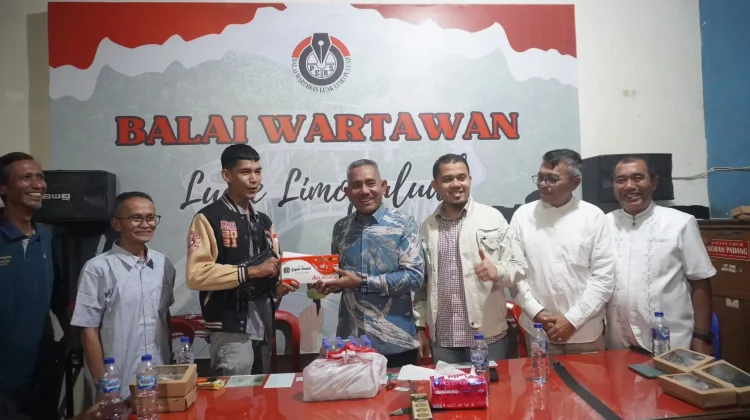 Bupati & Wakil Bupati 50 Kota Datangi Wartawan, Silaturahmi Hangat Menyentuh Hati