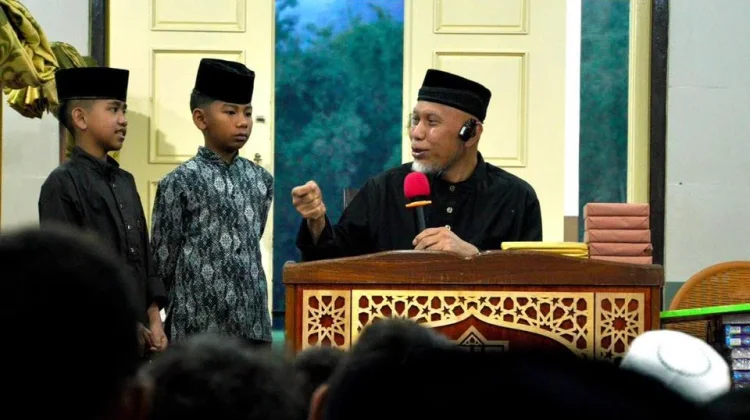 Gubernur Mahyeldi: Takwa Jadi Tujuan Utama Ibadah Puasa