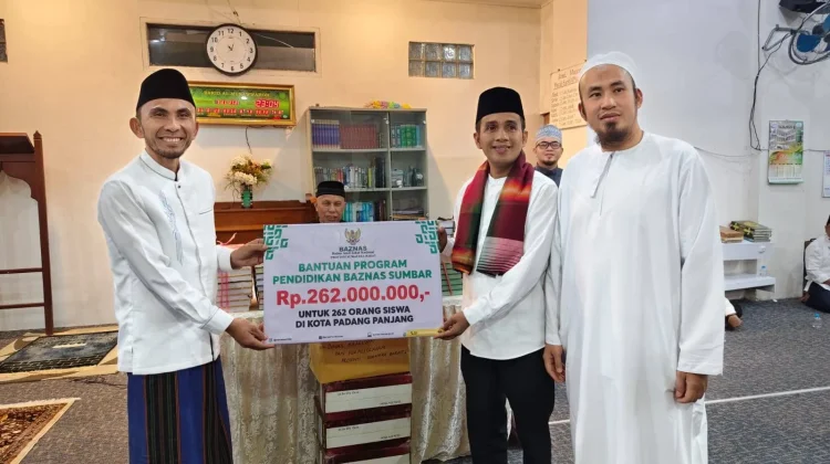 Gubernur Sumbar Pimpin Safari Ramadan di Masjid Guguk Malintang