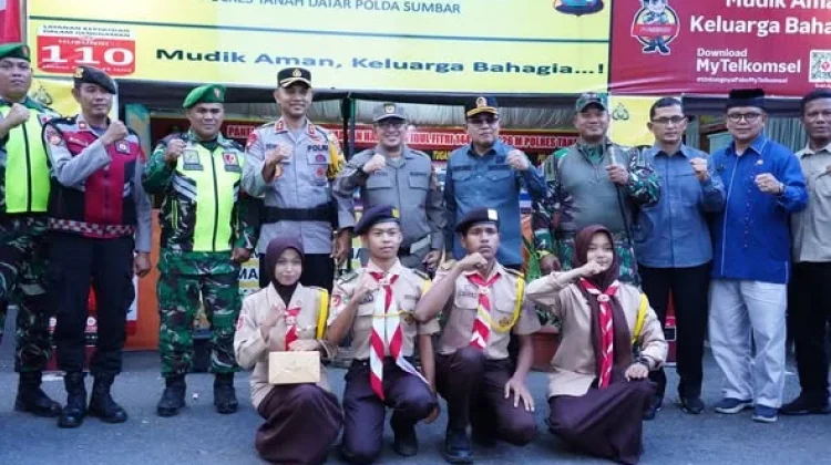 Bupati Eka Putra Tinjau Posko Lebaran, Pastikan Pelayanan Pemudik Maksimal