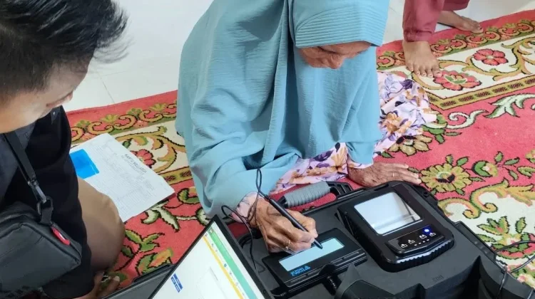 Layanan Palang Pintu Disabilitas, Dukcapil Padang Panjang Jemput Bola ke Rumah