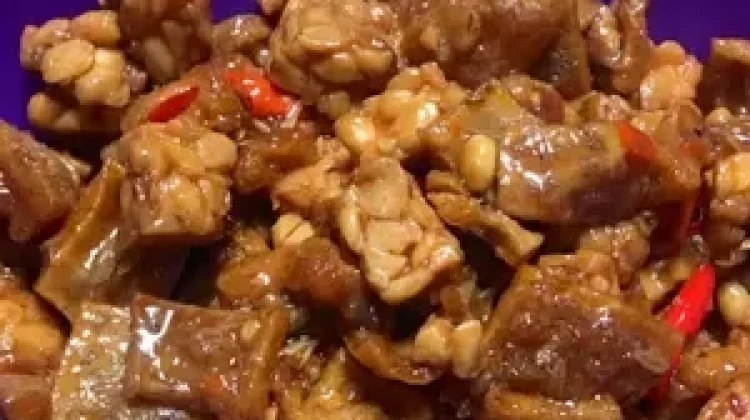 Tumis Tempe Kerupuk Kulit Manis Pedas, "Nikmat di santap dengan Nasi Hangat"
