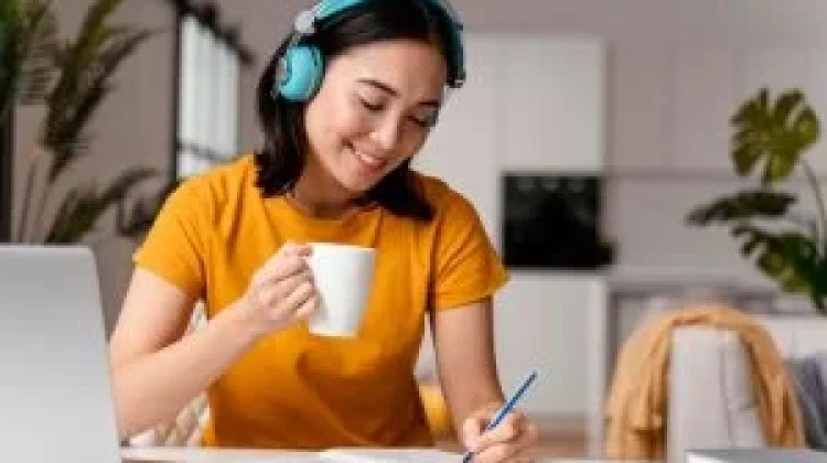 Menulis sebagai Bentuk Seni Ekspresi Diri
