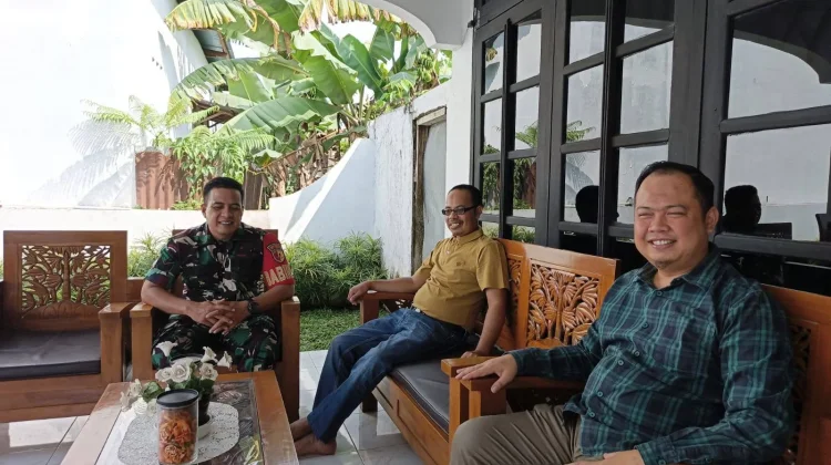 Babinsa Guguk Pererat Silaturahmi dengan Warga Nagari Mungka!