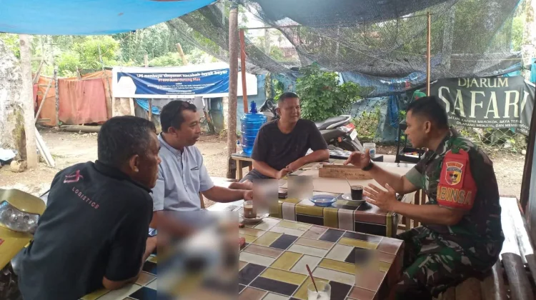 Babinsa Koramil 03/Suliki Pererat Kebersamaan dan Kekompakan Warga Kurai