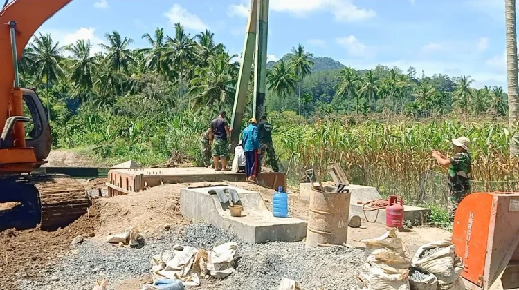 Progres Pembangunan Jembatan Gantung Sungai Rimbang Capai 62 Persen